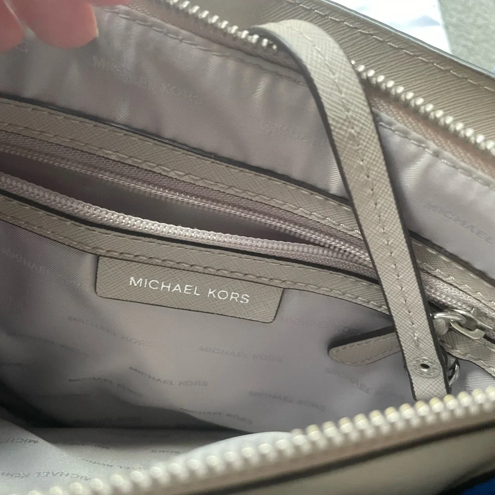 Michael Kors Blue Structured Leather Tote - Picture 4 of 7